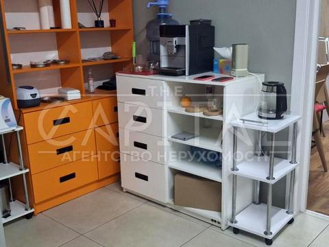 комерційна за адресою Київ, Балтійський пров., 5