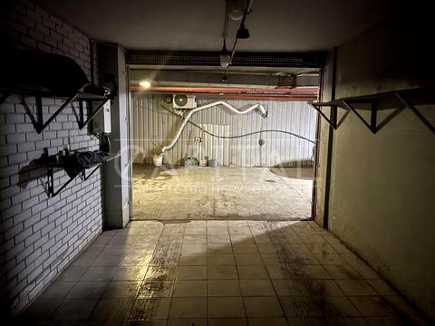 паркомісце за адресою вул. Лютеранська, 10а