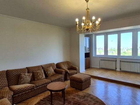 квартира за адресою Старонаводницька вул., 8