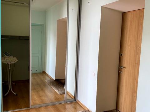 квартира за адресою Анни Ахматової вул., 31