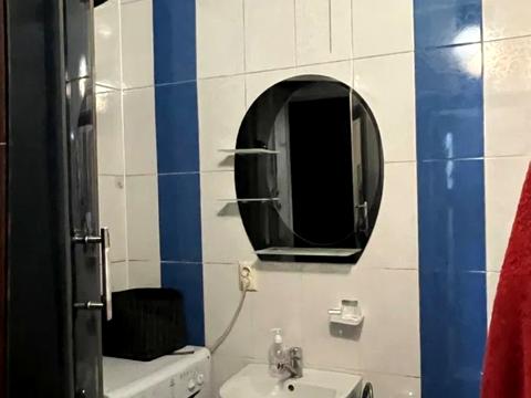 квартира за адресою Платанова вул., 82