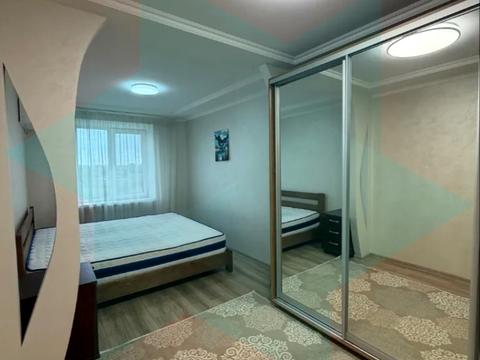 квартира по адресу Строителей ул., 14