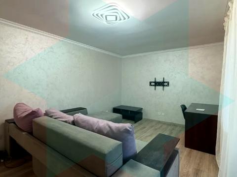 квартира по адресу Строителей ул., 14