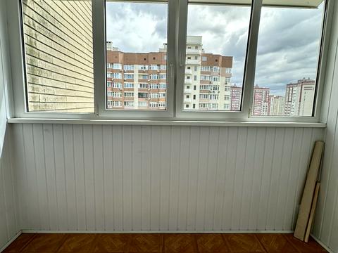 квартира за адресою Григорія Ващенка вул., 1