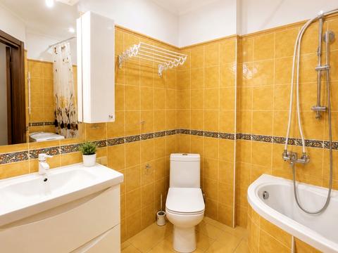квартира за адресою Інститутська вул., 18
