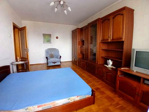 комната по адресу Миколы Бажана просп., 7-Д