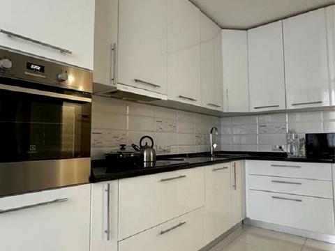квартира по адресу Олены Пчилки ул., 8