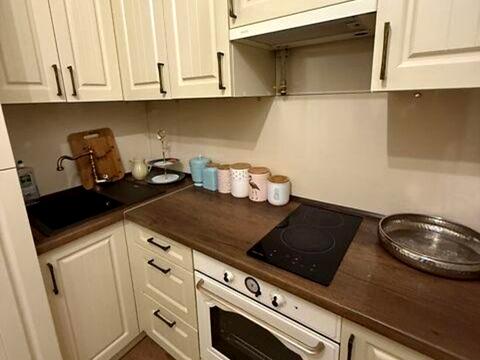 квартира за адресою Академіка Писаржевського вул., 8