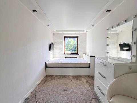 квартира по адресу Константиновская ул., 36