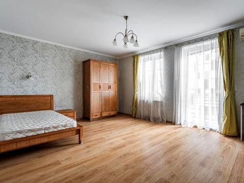 квартира за адресою Почайнинська вул., 25/49