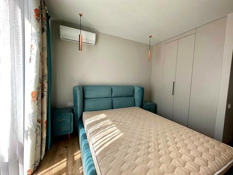 квартира по адресу Салютная ул., (Будинок 02301-02303)