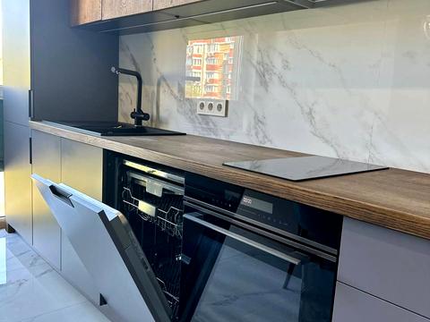 квартира по адресу Салютная ул., (Будинок 02301-02303)