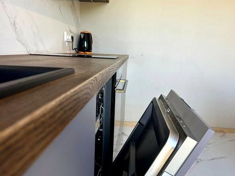 квартира по адресу Салютная ул., (Будинок 02301-02303)