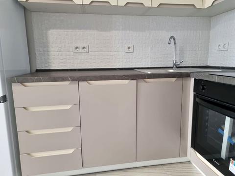 квартира за адресою Причальна вул., 14