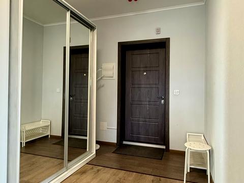 квартира за адресою Сім'ї Кульженків вул. (Петра Дегтяренка), 37