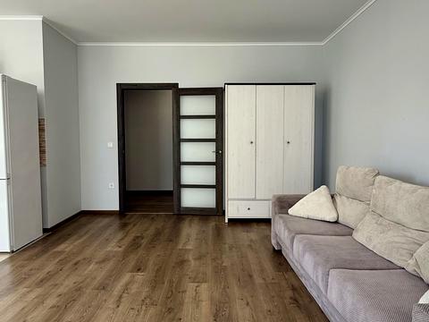 квартира за адресою Сім'ї Кульженків вул. (Петра Дегтяренка), 37