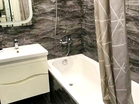 квартира за адресою Сергія Данченка вул., 32