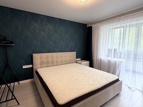 квартира за адресою Феодосійська вул., 8
