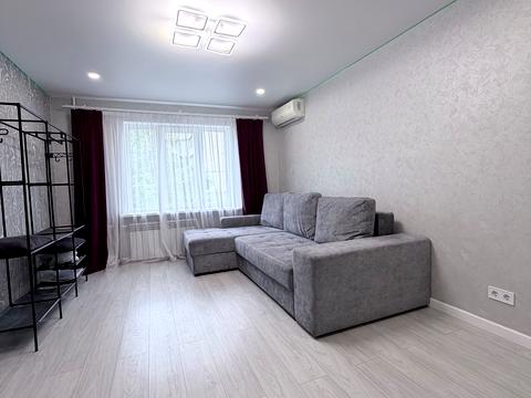 квартира за адресою Феодосійська вул., 8