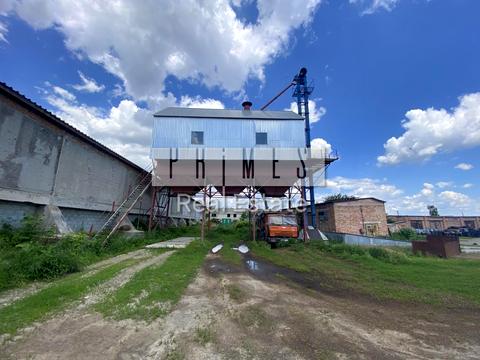 комерційна за адресою смт. Володарка, Дружби вул., 1