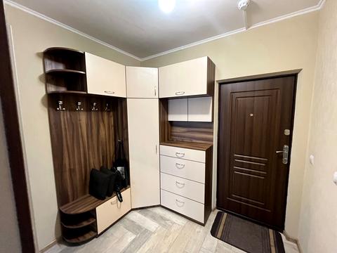 квартира за адресою Софії Русової вул., 5-Б