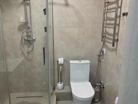 квартира по адресу Ревуцкого ул., 40-В