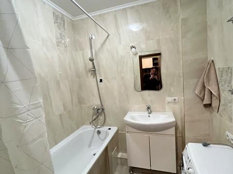 квартира за адресою Софії Русової вул., 5-Б