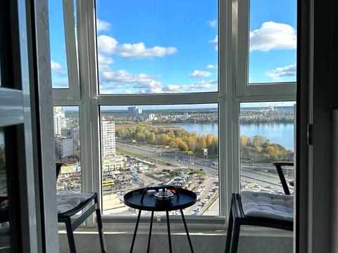 квартира по адресу Ревуцкого ул., 40-В