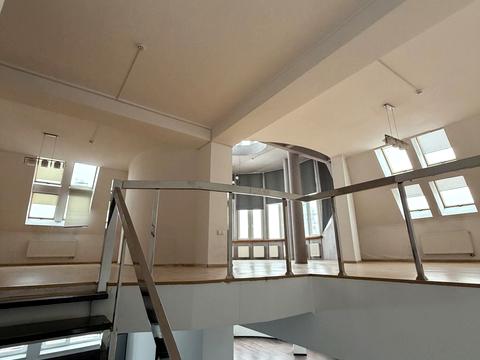 комерційна за адресою Львів, Валова вул., 15