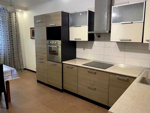 квартира за адресою Дніпровська набережна вул., 26-А