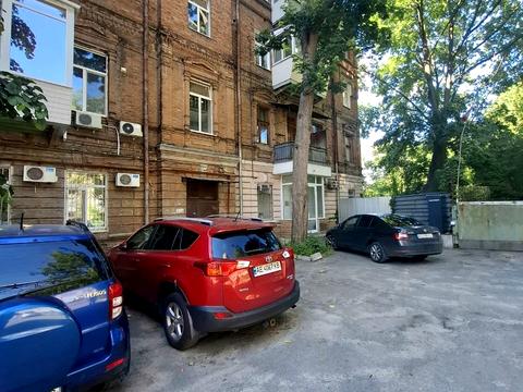 квартира за адресою Дмитра Яворницького просп. (Карла Маркса), 34