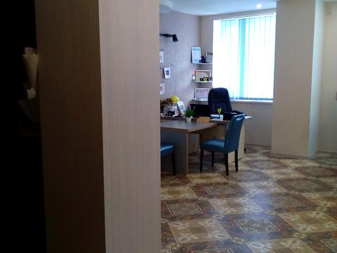 комерційна за адресою Аерокосмічний просп. (Гагаріна), 41/3