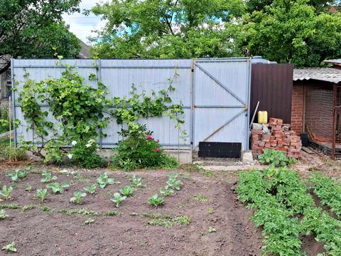 дом по адресу Сірожупанної Дивізії ул. (4-та Продольна)