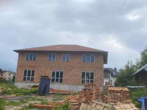 будинок за адресою вул. Героїв України