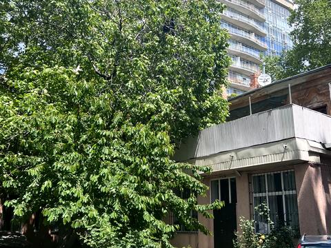 коммерческая по адресу Французский бульв., 25