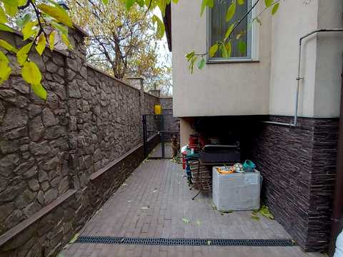 будинок за адресою Стеценка вул., 80