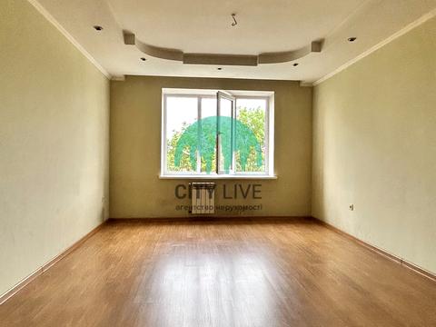 квартира за адресою Тролейбусна вул., 26