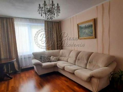 квартира за адресою Київ, Саперно-Слобідська вул., 10