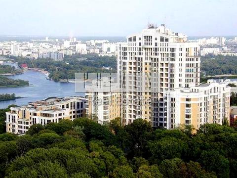 паркоместо по адресу Михаила Грушевского ул., 9-А