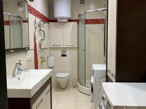 квартира за адресою Будівельників вул., 11