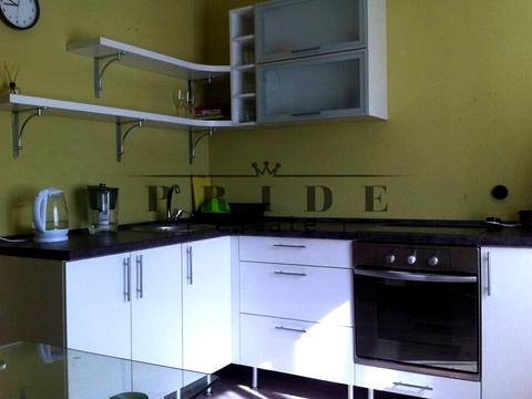 квартира по адресу Драгоманова ул., 8-Б