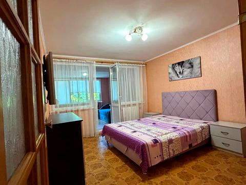 квартира за адресою Академіка Філатова вул., 32