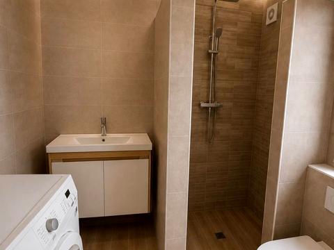 будинок за адресою Станкобудівельна вул.