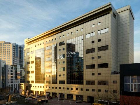 комерційна за адресою Київ, Володимирська вул., 101