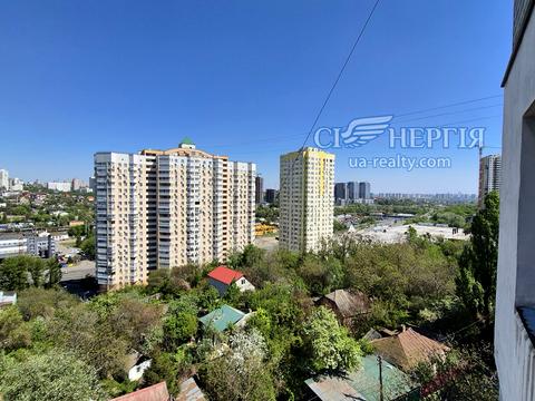 квартира по адресу Феодосийская ул., 4