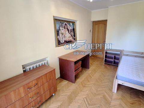 квартира по адресу Феодосийская ул., 4