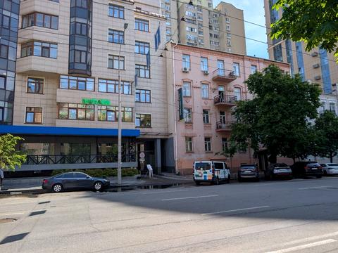 коммерческая по адресу Антоновича ул. (Горького), 103