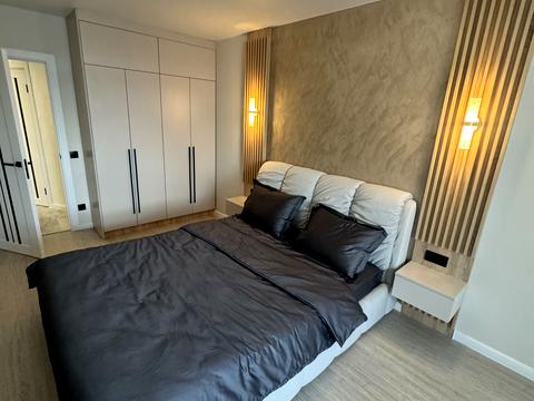 квартира за адресою Злуки просп., 7