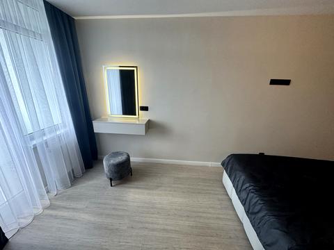 квартира за адресою Злуки просп., 7