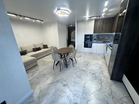 квартира за адресою Злуки просп., 7